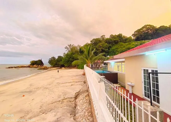 Private Beach-Front Haven By Stayco - Seaview Pool, Ktv & Speaker System, Beach Air Loft, Private Beach Access And Beyond!